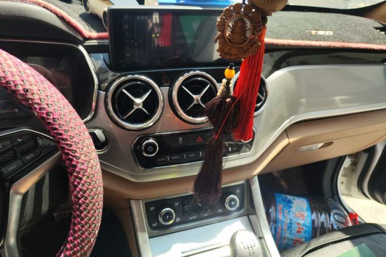 Used Yema T80 2017 1.5T Manual Cool Edition Audio And AC Panel
