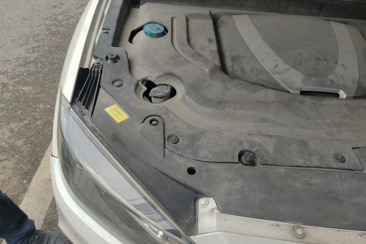 Used Yema T80 2017 1.5T Manual Xuan Dong Edition Engine Bay Right