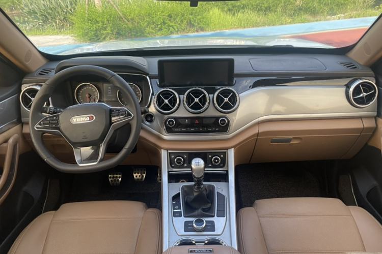 Used Yema T80 2017 1.5T Manual Xuan Dong Edition Interior 1