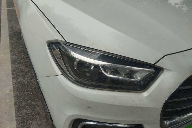 Used Yema T80 2017 1.5T Manual Xuan Dong Edition Right Front Headlight