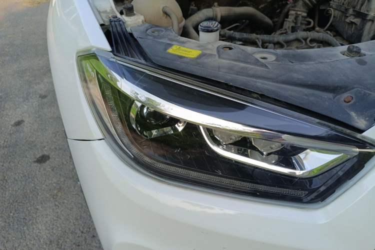 Used Yema T80 2017 1.5T Manual Cool Edition Right Front Headlight