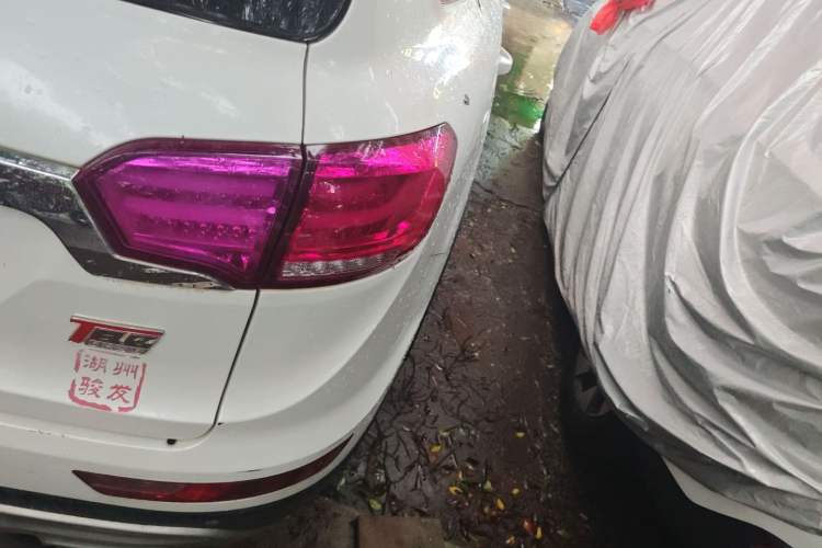 Used Yema T80 2017 1.5T Manual Xuan Dong Edition Right Rear Taillight