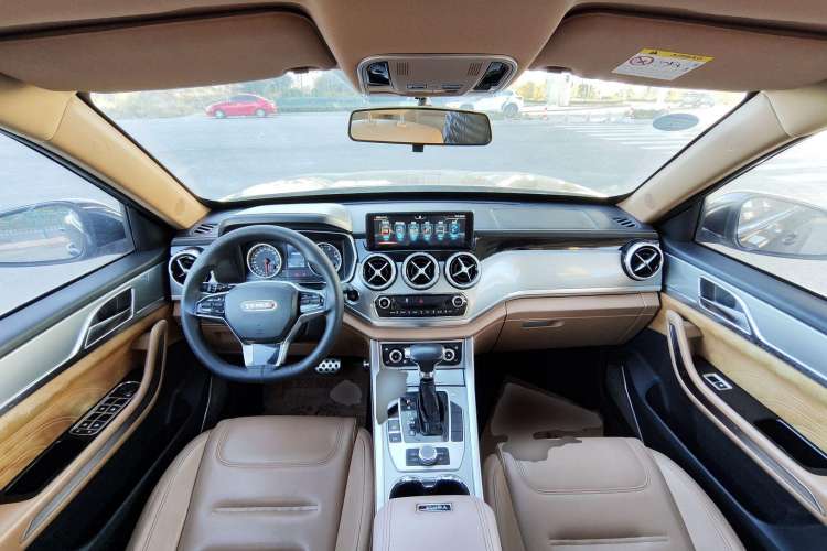 Used Yema T80 2018 2.0T Automatic Entry-Level Trim Center Console