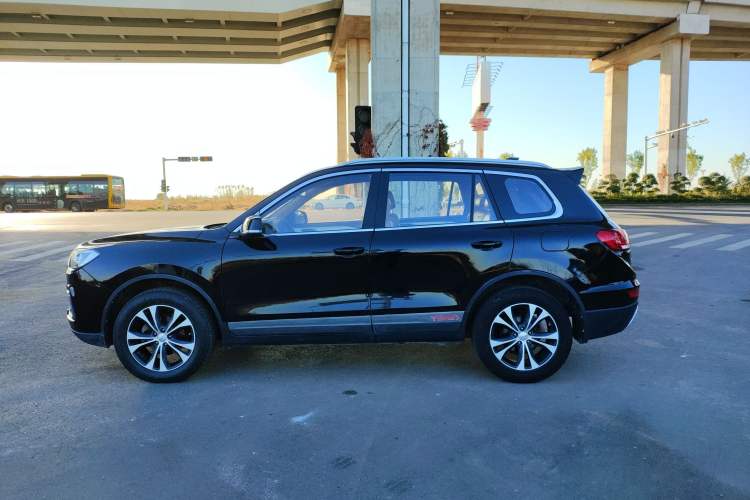 Used Yema T80 2018 2.0T Automatic Entry-Level Trim Left Side