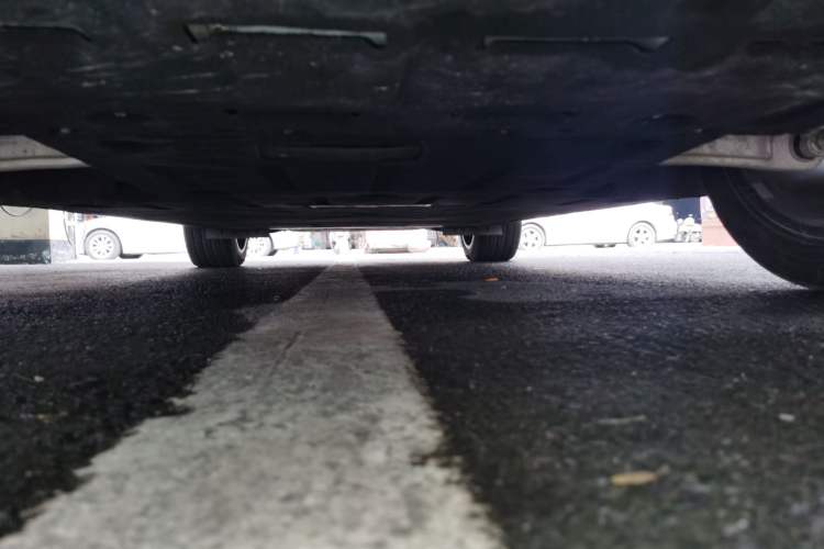 Used Yuanhang H8 2024 560 km All-Wheel Drive Premium Edition Chassis Front