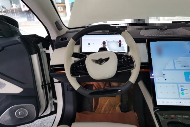 Used Yuanhang H8 2024 560 km All-Wheel Drive Premium Edition Steering Wheel