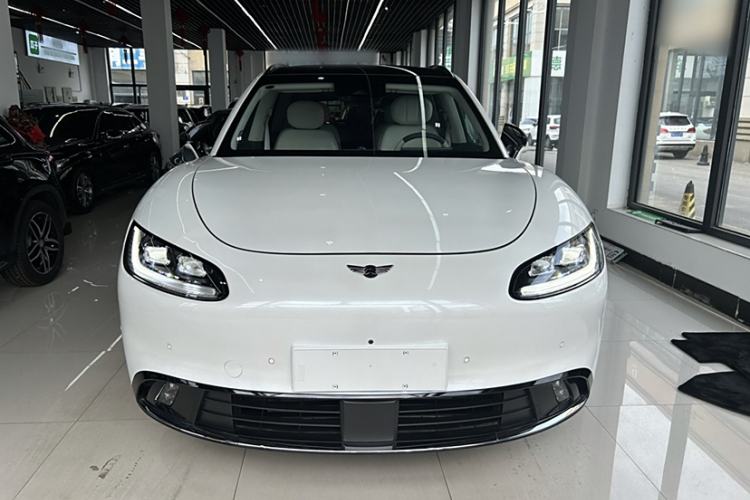 Used Yuanhang H8 2023 610 km Rear-Drive Luxury Version Exterior 4