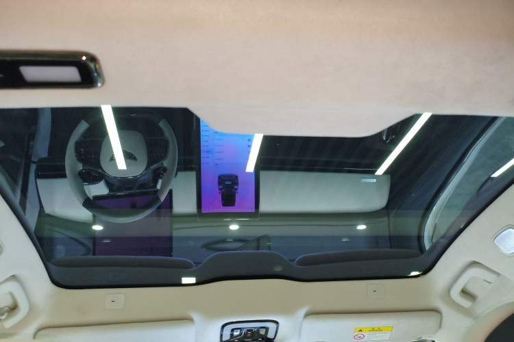 Used Yuanhang H8 2023 560 km All-Wheel Drive Premium Edition Headliner
