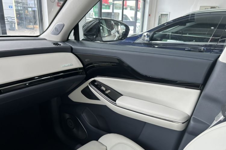 Used Yuanhang H8 2023 610 km Rear-Drive Luxury Version Interior 4