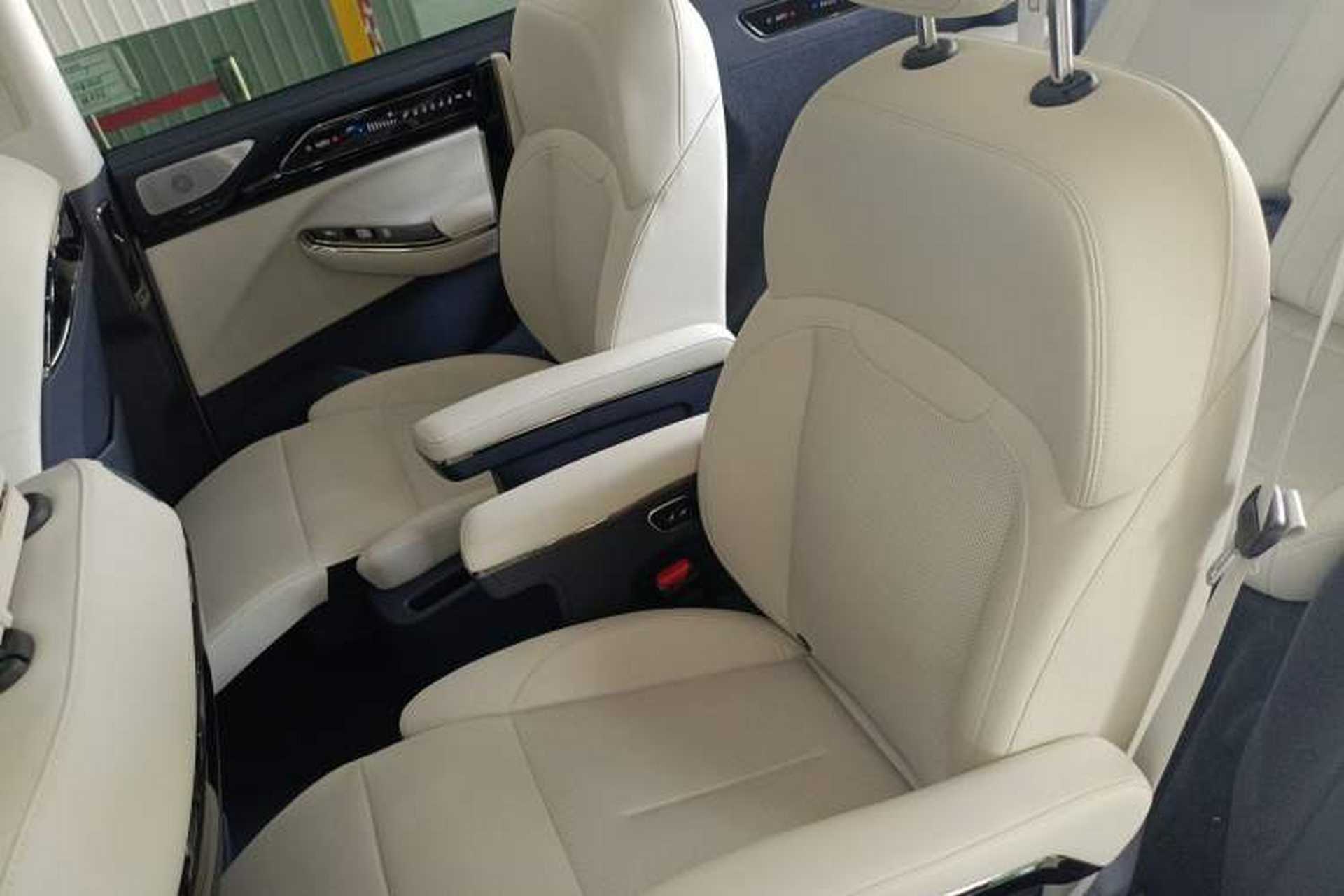 Used Yuanhang H8 2023 610 km Rear-Drive Luxury Version Left Rear Seat