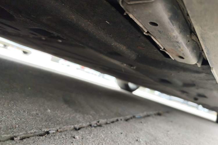 Used Yuanhang Y6 2023 620 km All-Wheel Drive Premium Edition Chassis Front Left