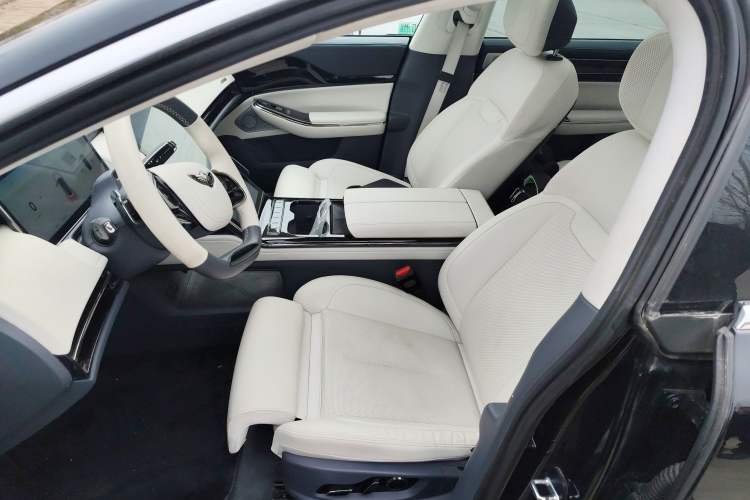 Used Yuanhang Y6 2023 620 km All-Wheel Drive Premium Edition Left Front Seat