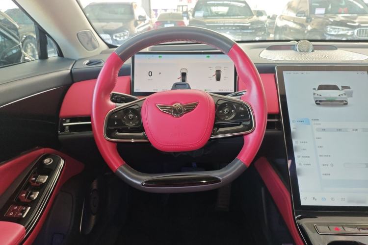 Used Yuanhang Y6 2023 720 km Range Rear-Drive Luxury Version Steering Wheel