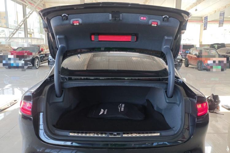 Used Yuanhang Y6 2023 720 km Range Rear-Drive Luxury Version Trunk