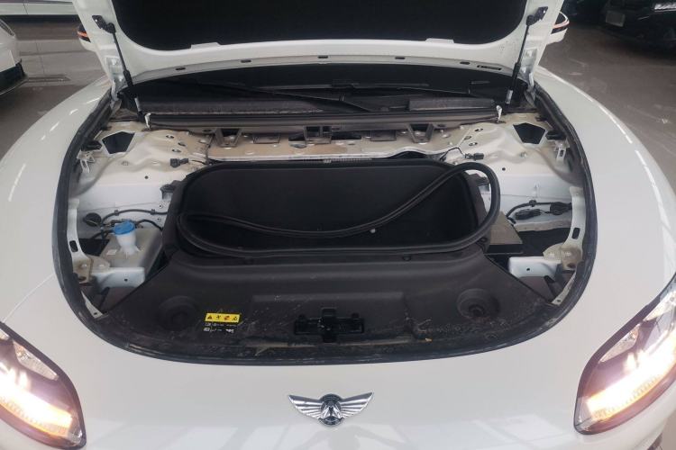 Used Yuanhang Y6 2023 620 km All-Wheel Drive Premium Edition Engine Bay