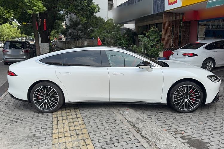 Used Yuanhang Y6 2023 620 km All-Wheel Drive Premium Edition Exterior 2