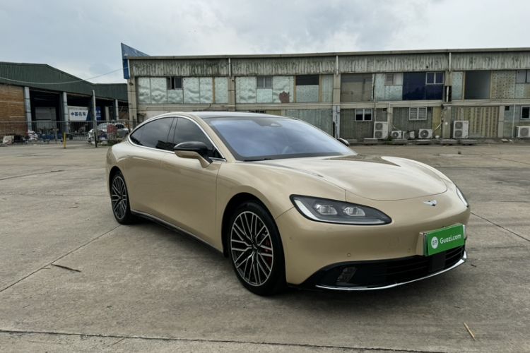 Used Yuanhang Y6 2023 620 km All-Wheel Drive Premium Edition Exterior 3