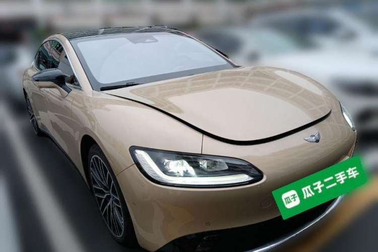 Used Yuanhang Y6 2023 620 km All-Wheel Drive Premium Edition Front Right 45 Deg
