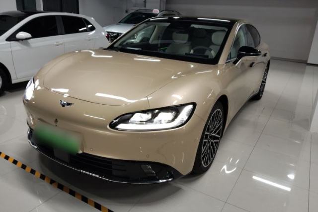 Used Yuanhang Y6 2023 720 km Range Rear-Drive Luxury Version