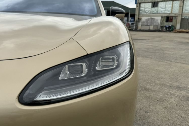 Used Yuanhang Y6 2023 620 km All-Wheel Drive Premium Edition Left Front Headlight