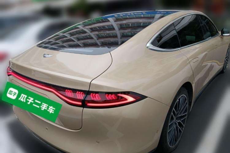 Used Yuanhang Y6 2023 620 km All-Wheel Drive Premium Edition Rear Right 45 Deg