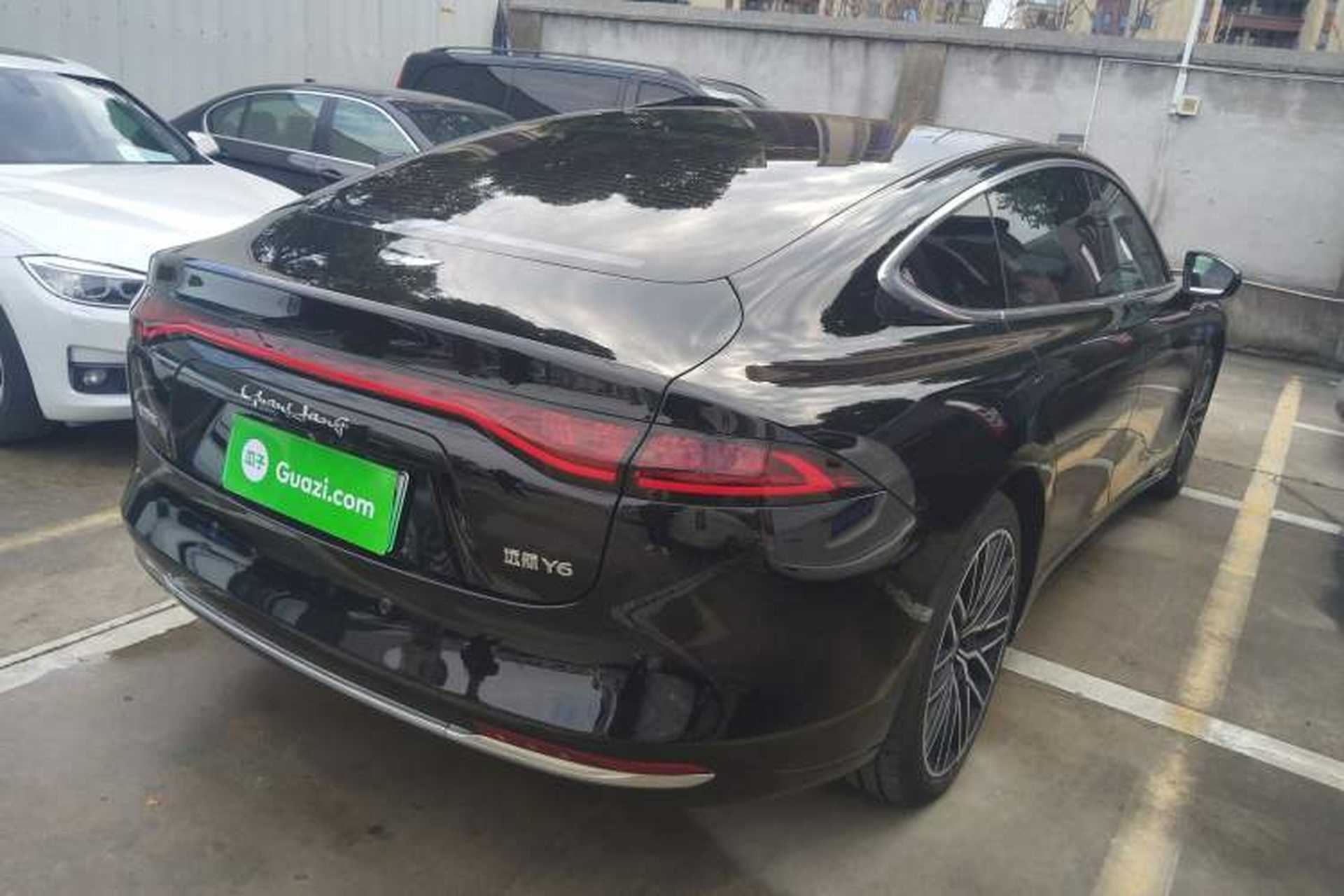 Used Yuanhang Y6 2024 620 km All-Wheel Drive Premium Edition Exterior 5