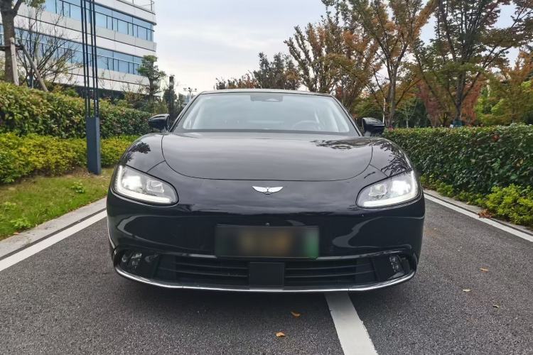 Used Yuanhang Y6 2024 720 km Rear-Drive Luxury Version Exterior 9
