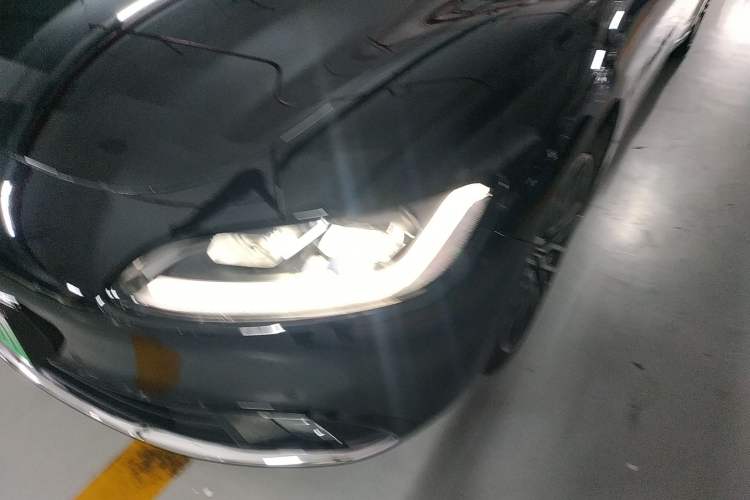 Used Yuanhang Y6 2024 720 km Rear-Drive Luxury Version Left Front Headlight