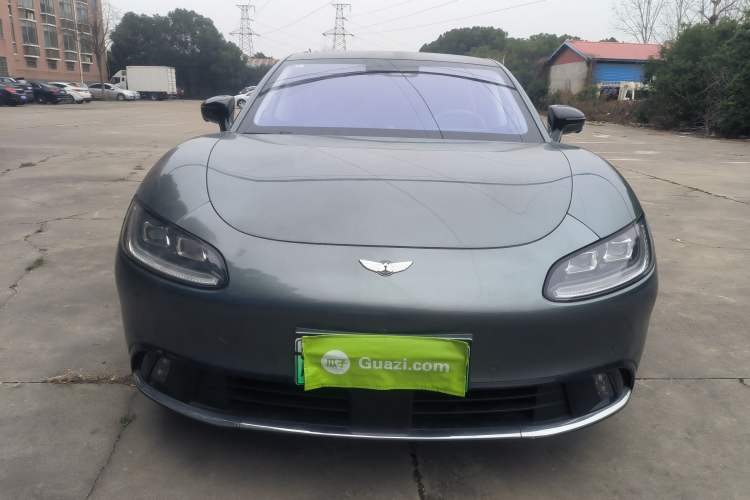 Used Yuanhang Y6 2024 720 km All-Wheel Drive Luxury Edition Front