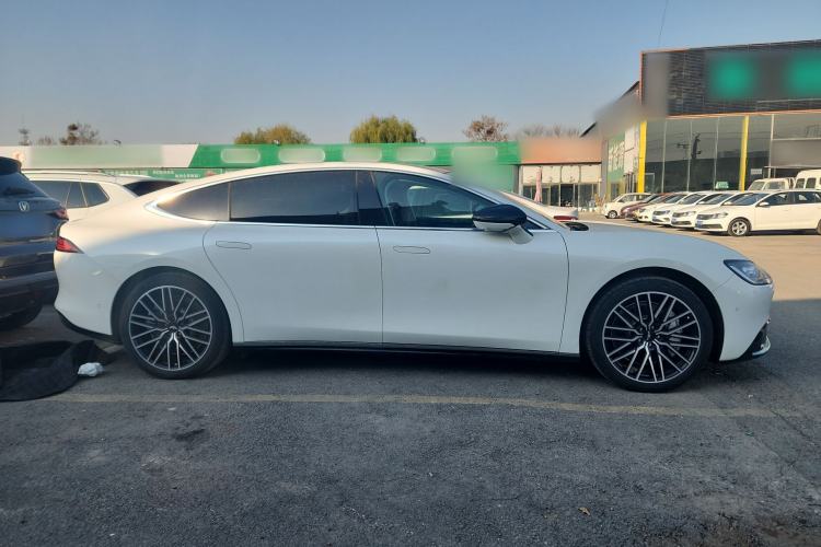 Used Yuanhang Y6 2024 720 km Rear-Drive Luxury Version Exterior 2
