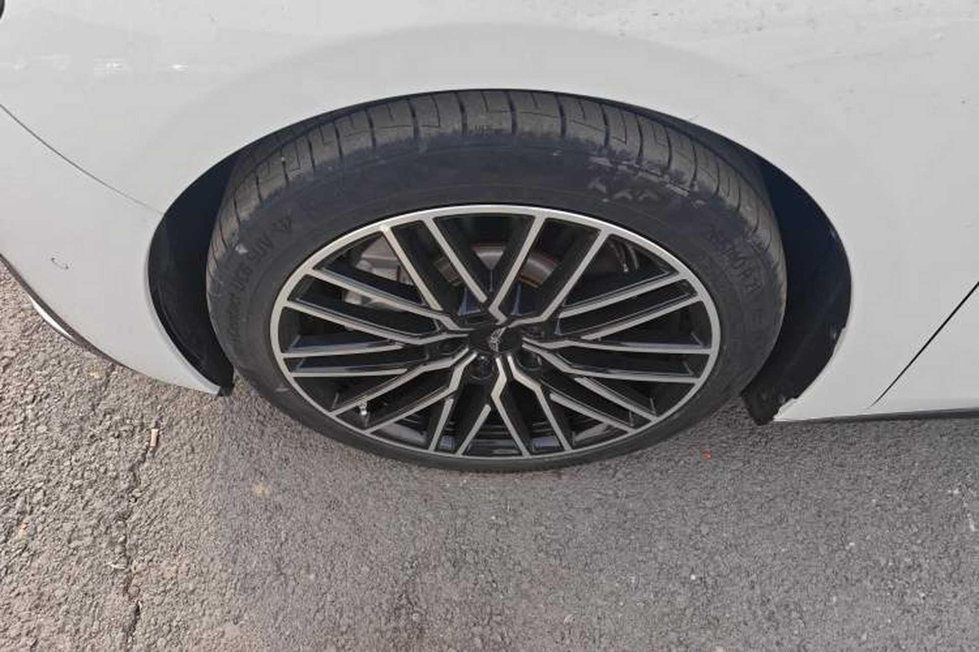 Used Yuanhang Y6 2024 720 km Rear-Drive Luxury Version Exterior 7
