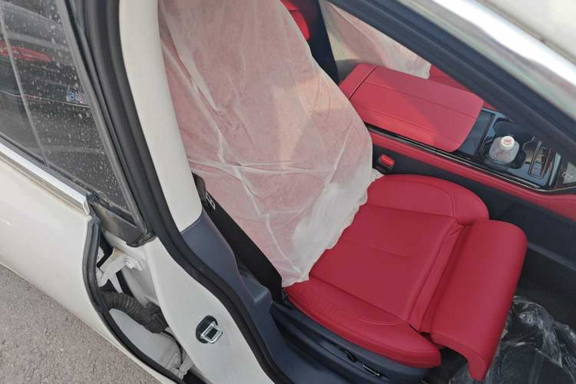 Used Yuanhang Y6 2024 720 km Rear-Drive Luxury Version Right Front Seat