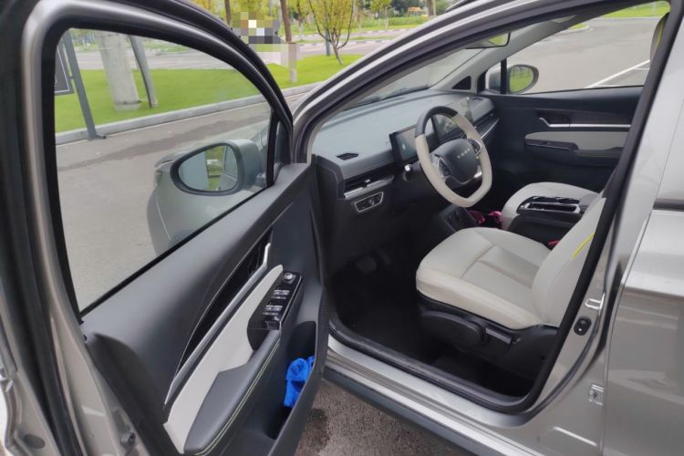 Used Yudo Yudo3 2023 415 km Active Version Driver Seat