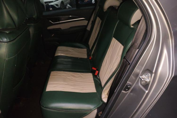Used Yudo Yudo3 2023 415 km Active Version Left Rear Seat