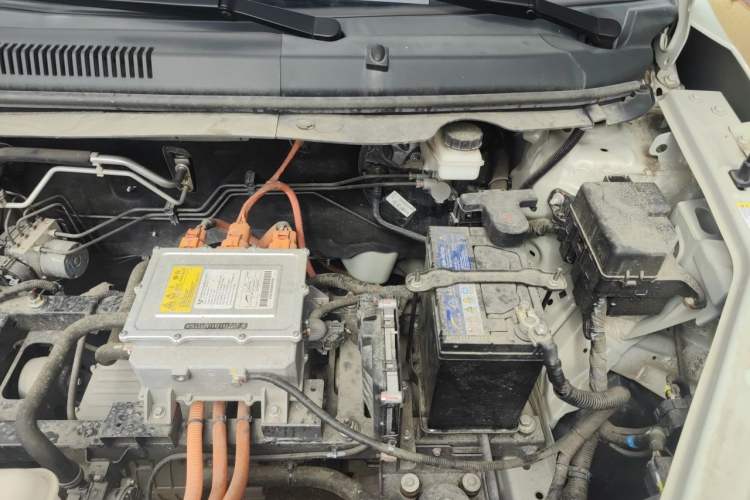 Used Yudo Yudo3 2023 320km Dynamic Version Engine Bay Left