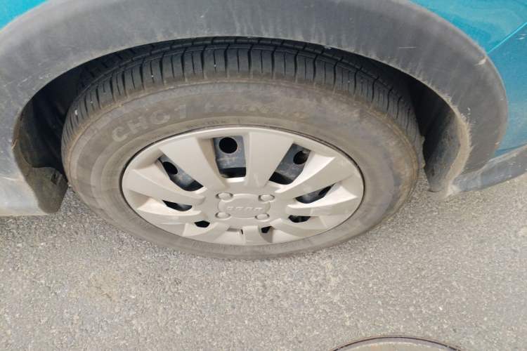 Used Yudo π1 2017 City Fun Edition Right Front Wheel Hub