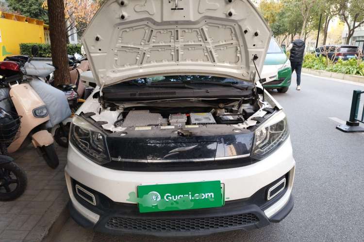 Used Yudo π1 2017 InterCity Smart Edition Engine Bay