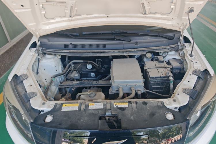 Used Yudo π1 2022 LITE Comfort Edition Engine Bay
