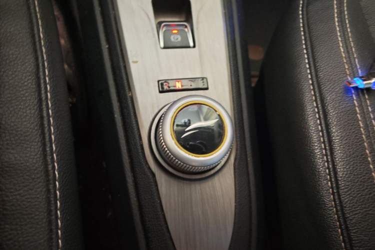 Used Yudo π1 2022 LITE Comfort Edition Gear Lever