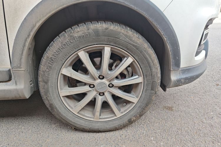Used Yudo π1 2022 LITE Comfort Edition Right Front Wheel Hub