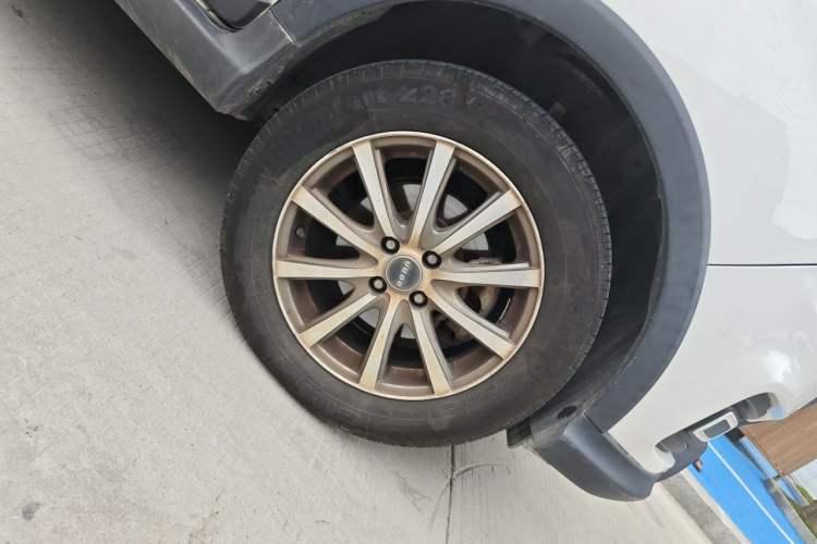 Used Yudo π1 2022 LITE Comfort Edition Right Front Wheel Hub