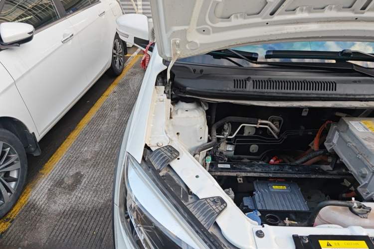 Used Yudo π1 2023 LITE Enjoyment Edition Engine Bay Right