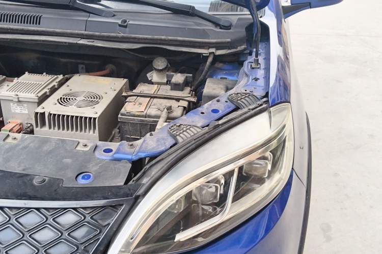 Used Yudo π3 2018 Elite Model Engine Bay Left