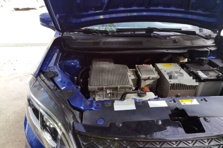 Used Yudo π3 2018 Elite Model Engine Bay Right