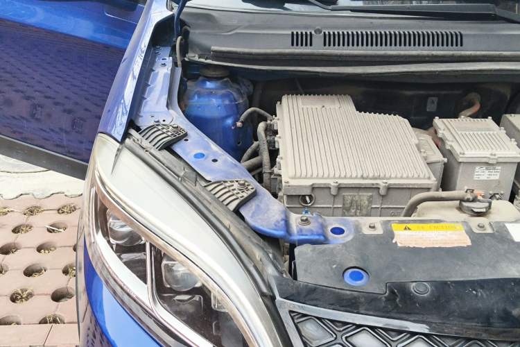 Used Yudo π3 2018 Elite Model Engine Bay Right