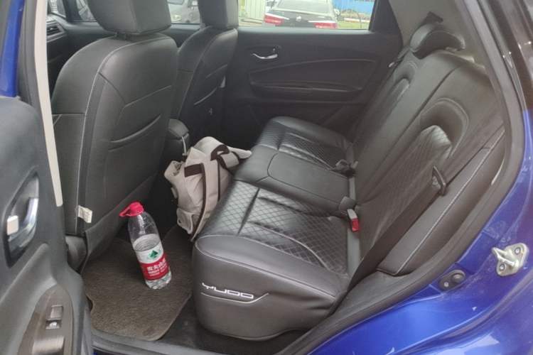 Used Yudo π3 2018 Deluxe Dual-Tone Edition Left Rear Seat