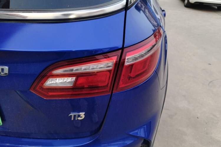 Used Yudo π3 2018 Deluxe Dual-Tone Edition Right Rear Taillight