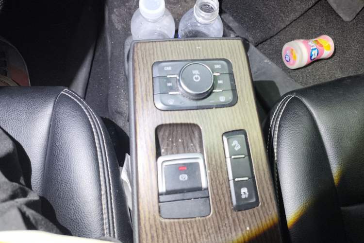Used Yudo π3 2018 Elite Model Gear Lever
