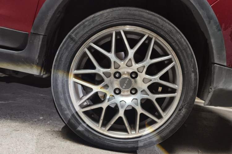 Used Yudo π3 2018 Elite Model Right Front Wheel Hub