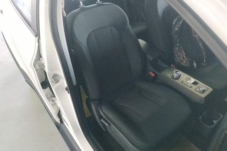 Used Yudo π3 2019 Pro Long-Distance Edition Elite Model Right Front Seat